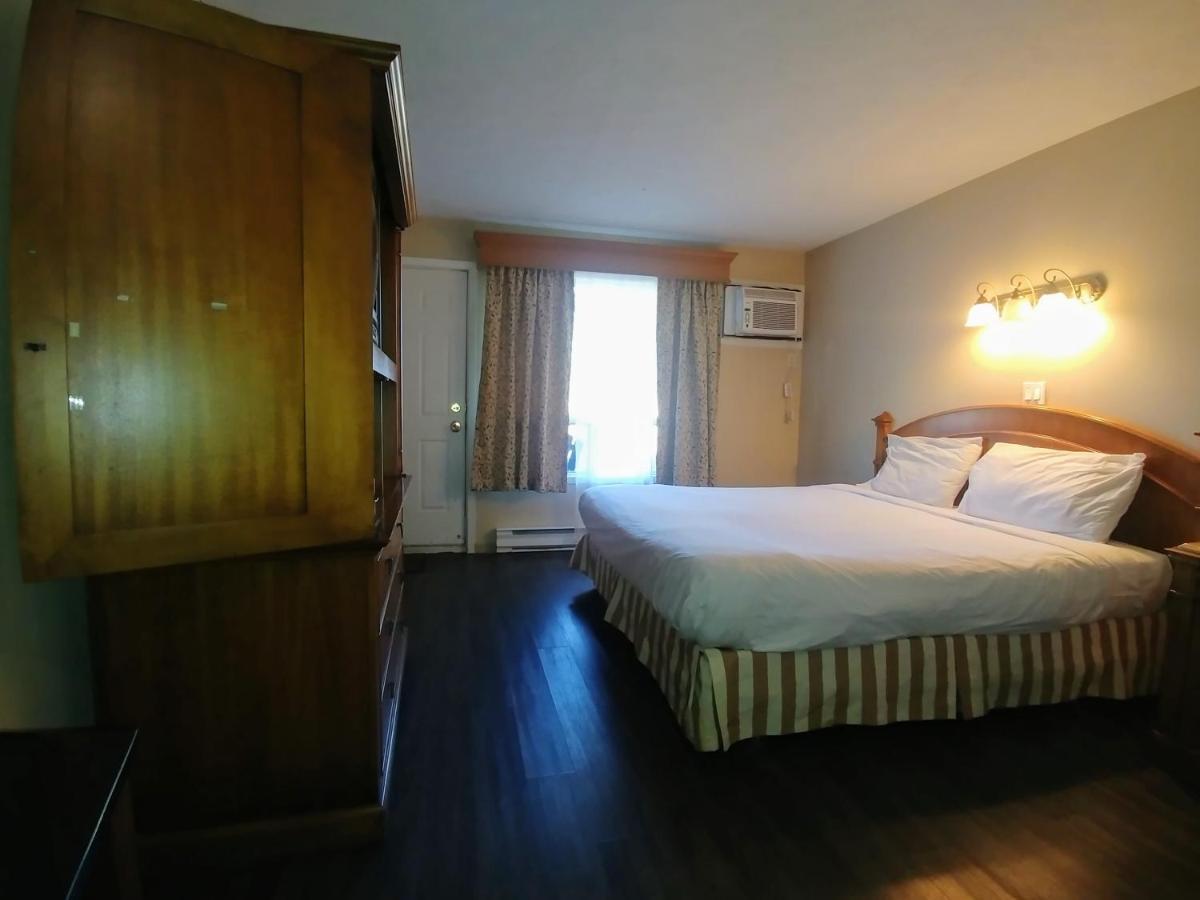 Hotel Motel גרנבי מראה חיצוני תמונה