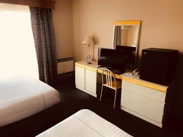 Hotel Motel גרנבי מראה חיצוני תמונה