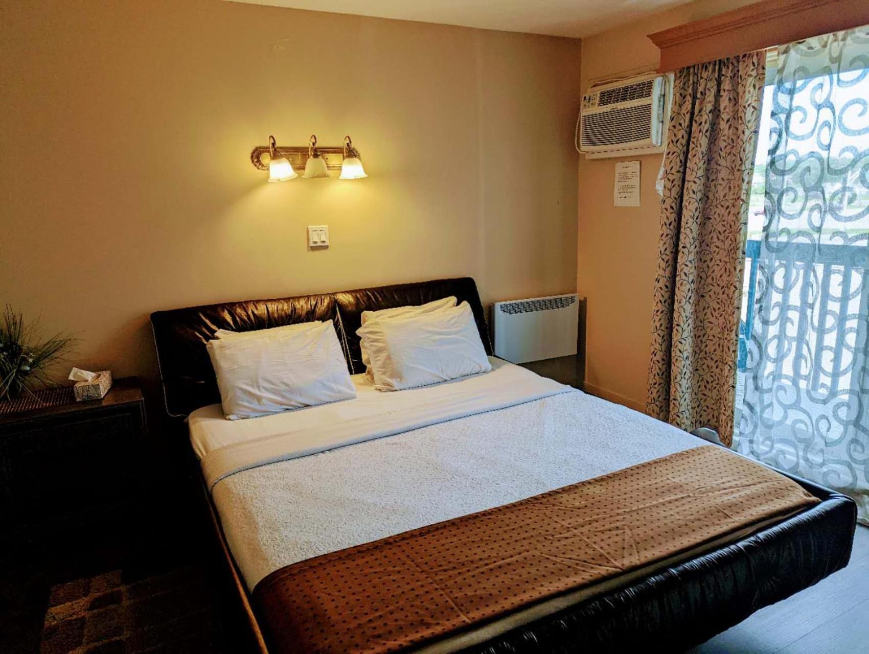 Hotel Motel גרנבי מראה חיצוני תמונה